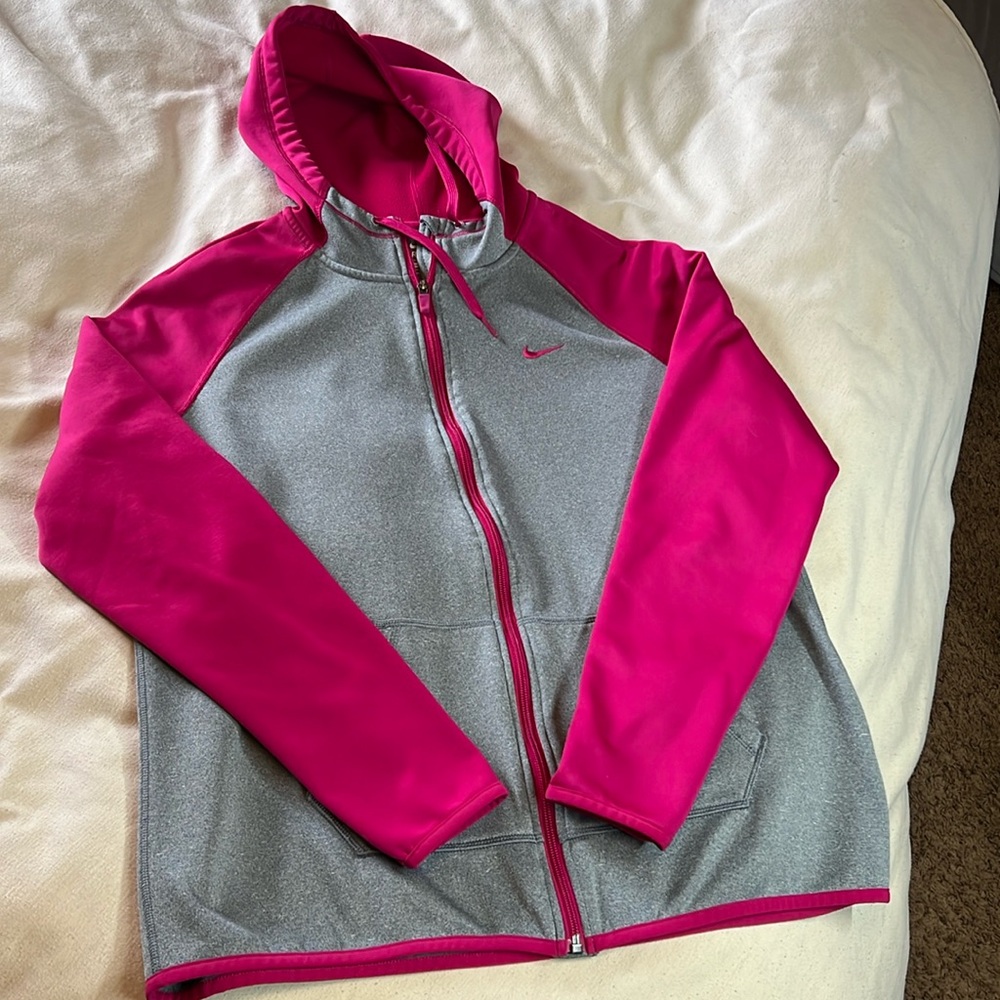 Pink and Grey Nike Therma-Fit Zipup Hoodie size L